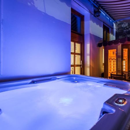 Wellness Wonderland: Garden, Sauna, Jacuzzi In Cbd Budapest Esterno foto