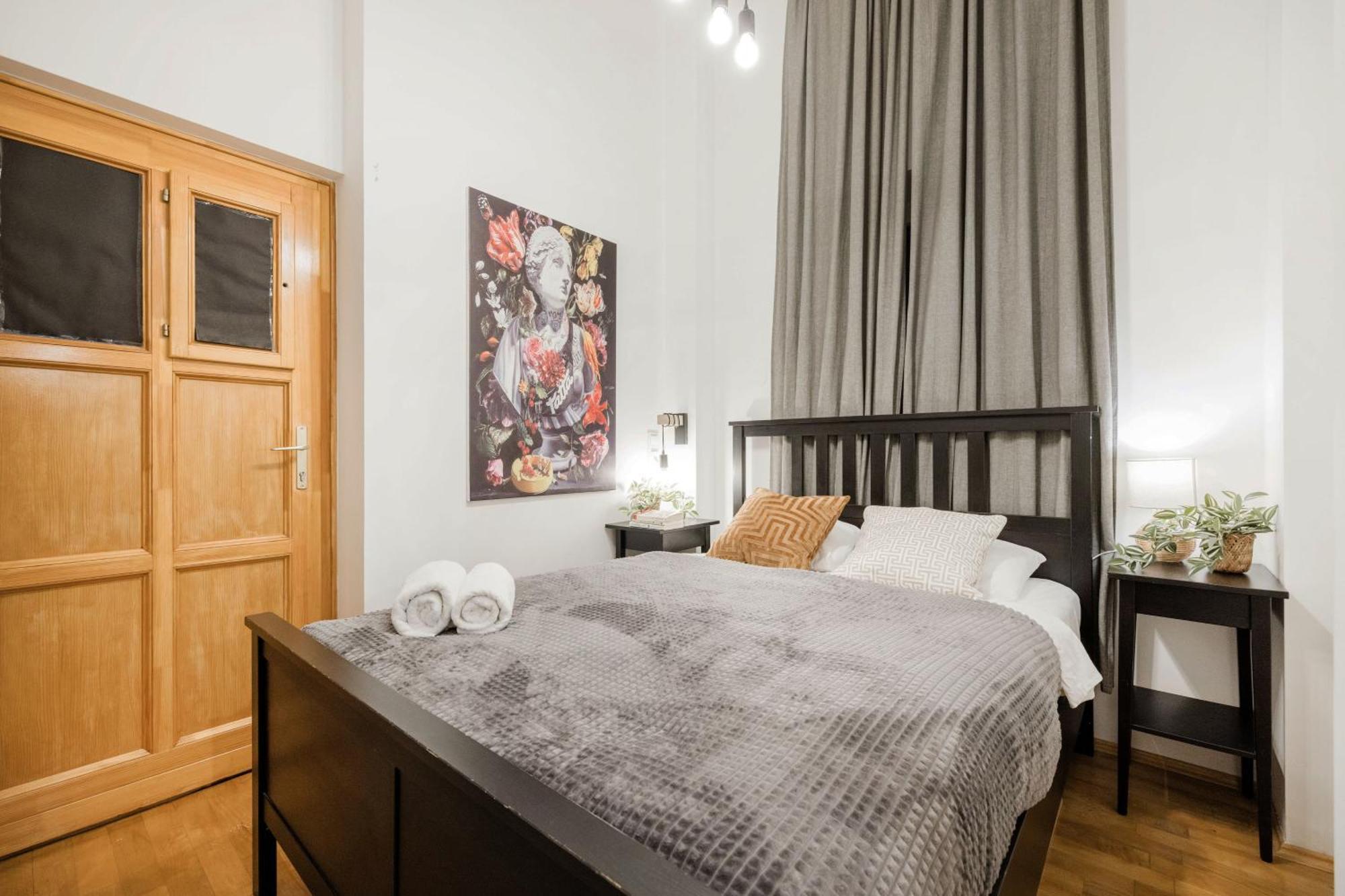 Wellness Wonderland: Garden, Sauna, Jacuzzi In Cbd Budapest Esterno foto
