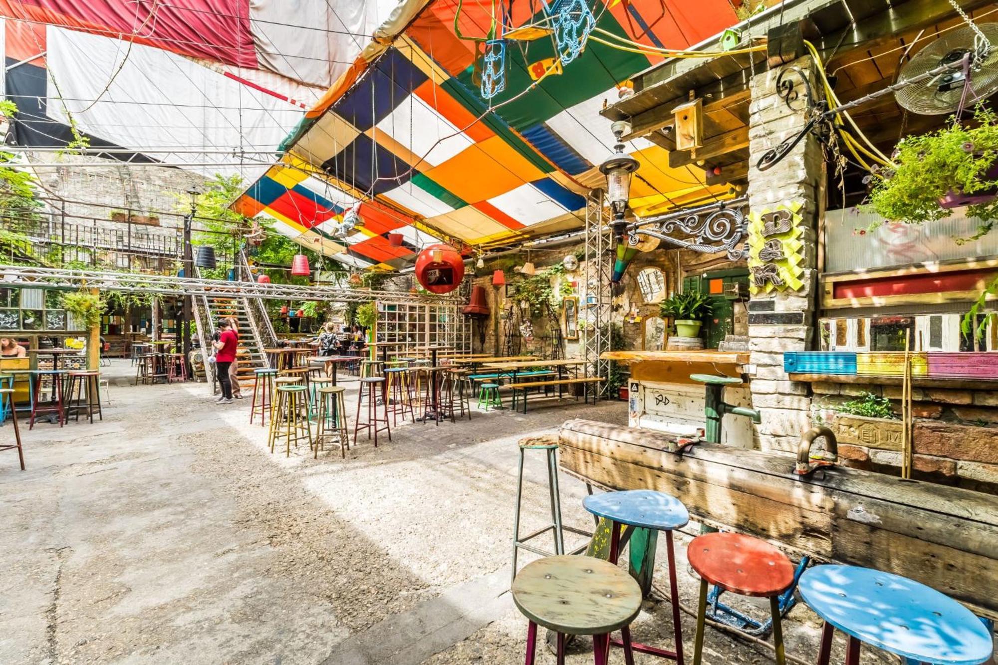 Wellness Wonderland: Garden, Sauna, Jacuzzi In Cbd Budapest Esterno foto